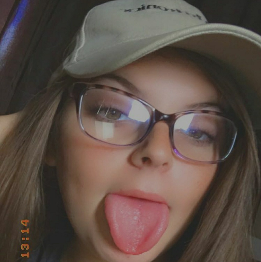 Meet your Posher, Victoria